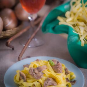 FETTUCCINE CON ROGNONCINI DI CAPRETTO - 3924