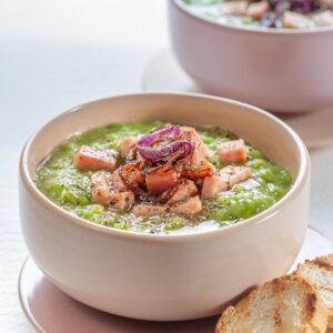 ZUPPA DI PISELLI E RUCOLA CON CIPOLLA FRITTA - 4126