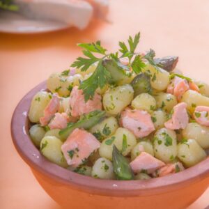 GNOCCHETTI AL SALMONE FRESCO E ASPARAGI - 4774