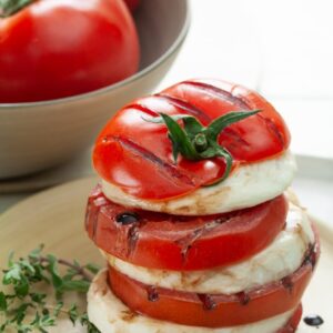 TORRE DI POMODORO ALLA GRIGLIA CON MOZZARELLA MARINATA - 5110
