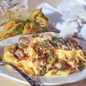 PAPPARDELLE AI FIORI DI ZUCCA E VONGOLE - S43970 - 1735