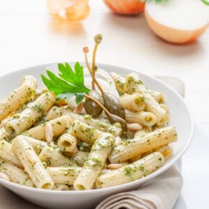 SEDANI AL PESTO DI CIPOLLE, PINOLI, PREZZEMOLO E FRUTTI DI CAPPERI - 7896