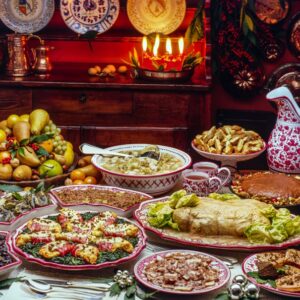 MINESTRA DI CARDONI DI CHIETI, PANGIALLO, ANGUILLA MARINATA, PETTI DI POLLO TRIFOLATI, TACCHINO ALLA CANZANESE, GNOCCHI DI NATALE, SALSA DI TARTUFI NERI - S290780 - 8367