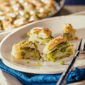 BAKLAVA - S33980 - 7825