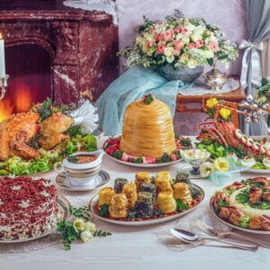 ARAGOSTA IN BELLAVISTA, PURÈ CON QUAGLIE, TIMBALLO DI BUCATINI, TACCHINO ARROSTO, PICCOLI TMBALLI, TORTA DELLA FORESTA NERA - GI51830 - 8355