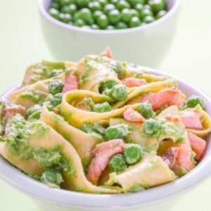 PAPPARDELLE CON CREMA DI PISELLI E SALMONE - K3525