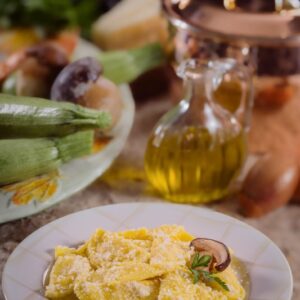 MEZZELUNE AI PORCINI - 3834