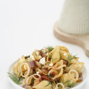 CONCHIGLIE CON POMODORI SECCHI E ANETO - 5743