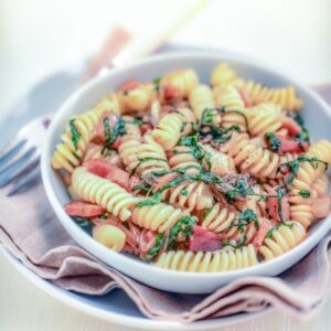 FUSILLI ALLE COSTE SPECK E SPINACI - S 2003040 - 4895