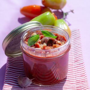 SALSA DI POMODORO CON AGLIO PANGRATTATO ACCIUGHE E BASILICO - 5895