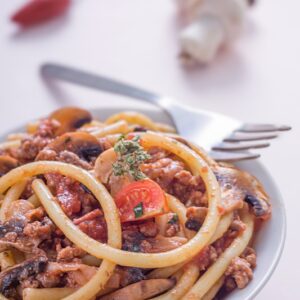 BUCATINI CON SALSA PICCANTE - 3479