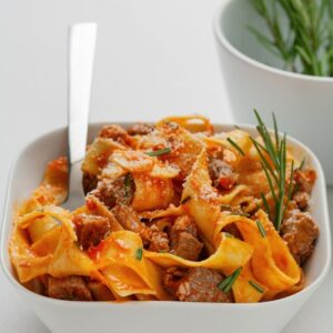 TAGLIATELLE CON IL RAGÙ DI AGNELLO - UMBRIA - 3515
