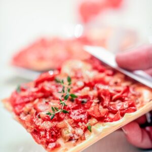 QUADROTTI AI POMODORI E CIPOLLOTTI CARAMELLATI - S 2304671