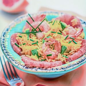 RISO TIEPIDO ALLO ZAFFERANO CON AVOCADO E POMPELMO - S 2504671 - 8175