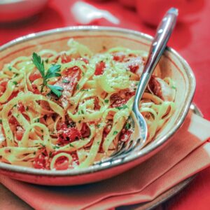 TAGLIOLINI CON SUGO ALLE MANDORLE E TRIGLIE - S 2304132