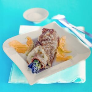 CREPE RIPIENA CON FORMAGGIO ARROSTO DI TACCHINO ASPARAGI E FIORI DI ZUCCHINA - 3181