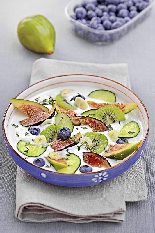 MINESTRA FREDDA DI YOGURT AGLIO CETRIOLI KIWI FICHI MIRTILLI TIMO - 1976