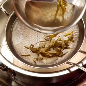 SALSA BERNESE (STEP 1)