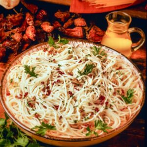 2188-S 340810, SPAGHETTI AGLIO, OLIO, PEPERONCINO, PREZZEMOLO