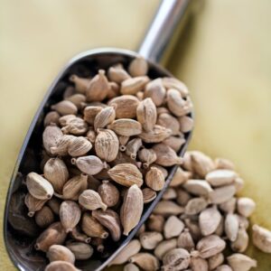 CARDAMOMO BIANCO