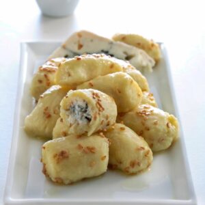 GNOCCHI FARCITI CON ROQUEFORT AL BURRO E SESAMO - 2990
