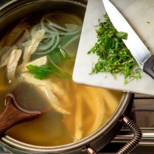 MINESTRA CON POLLO E MENTUCCIA (STEP 4)