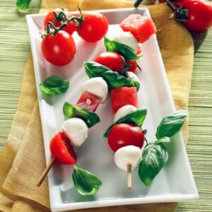 SPIEDINI DI ANGURIA, POMODORI, MOZZARELLA, BASILICO - 0561