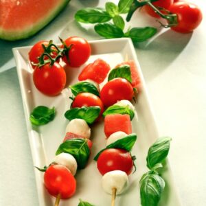 SPIEDINI DI ANGURIA, POMODORI, MOZZARELLA, BASILICO - 0564