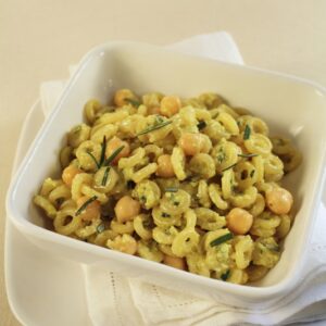 ANELLETTI SICILIANI CON CARBONARA AL RAGUSANO CON CECI E ROSMARINO - 4068
