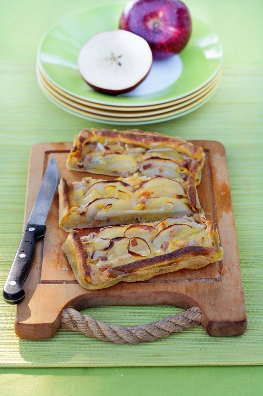 GALLETTE BRETONNE CON EMMENTAL PATATE PANCETTA MELE - 4260