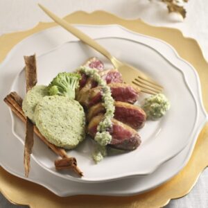 4283_PETTO_DOCA_CON_CREMA_E_DIISCHETTI_DI_FLAN_DI_BROCCOLI_E_CANNELLA.JPG