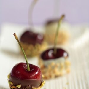 CILIEGIE AL CIOCCOLATO CON GRANELLA - 4565