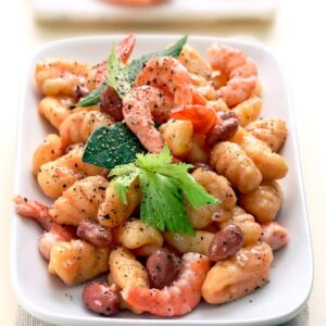 GNOCCHI AI GAMBERI, FAGIOLI BORLOTTI E ALLORO - 4586