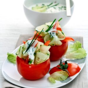 CIOTOLINE DI POMODORO CON INSALATA ALLO YOGURT - 0718