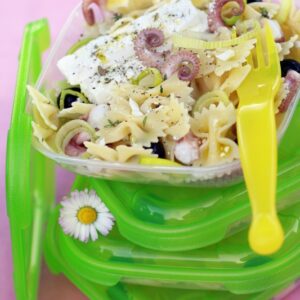 INSALATA DI PASTA DI FARFALLE POLPO PORRI TIMO FETA LIMONE - 4700