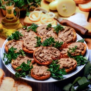 CROSTINI AI FUNGHI