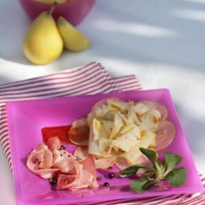 PETALI DI PERA CON PARMIGIANO STAGIONATO MIELE E PANCETTA AFFUMICATA AL GINEPRO - 5119