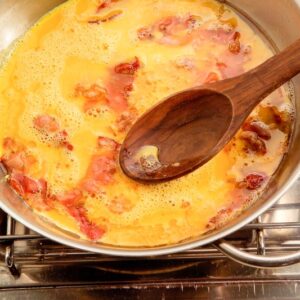 UOVA STRAPAZZATE ALLA SCAMORZA (STEP 3)