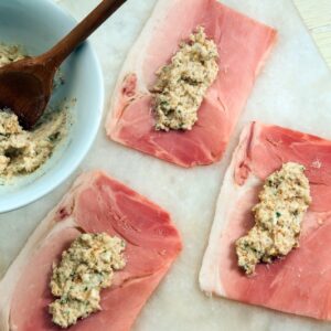 CORNETTI DI PROSCIUTTO ALLE NOCI (STEP 2)