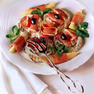 TARTINE AL PROSCIUTTO E FORMAGGIO - GR2416