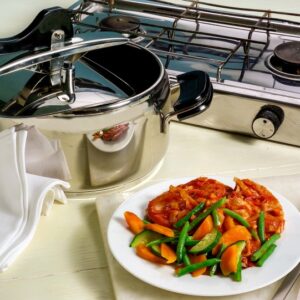 PIATTO E PENTOLA - PENTOLA A PRESSIONE - FOTO 1