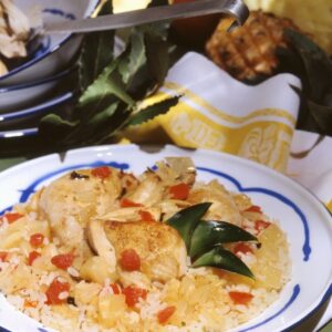 S_01_01_POLLO_CON_PINA1.JPG - S 01 01 POLLO CON PINA1