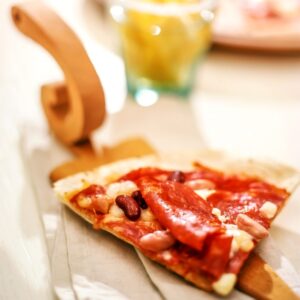 PIZZA CON SALAME E FAGIOLI - S0203062