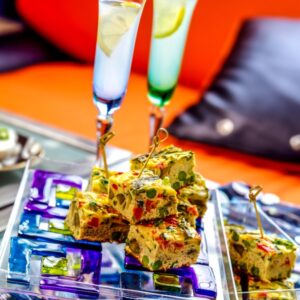 DADI DI FRITTATA E COCKTAIL AL GIN