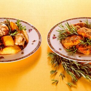 CONIGLIO ALLA CACCIATORA CON OLIVE NERE E CONIGLIO FRITTO AL PROFUMO DI ROSMARINO
