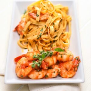 TAGLIOLINI E GAMBERETTI AL PROFUMO DI ZENZERO - S 18 02 175 - 75242