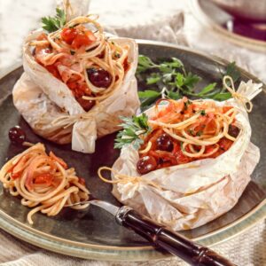 SPAGHETTI DI MARE AL CARTOCCIO - S 18022