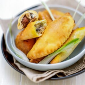 MINI CALZONI CON OLIVE, CAPPERI E ALICI - S 19 03 328 - 75757