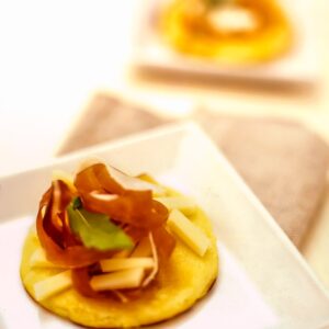 BLINIS ALLA PROVOLA AFFUMICATA E SPECK - S 22 03 234 - 76607