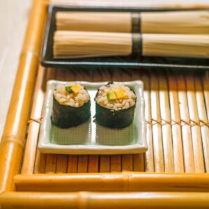 SUSHI SU VASSOIO - S 24 03 022 - 77317